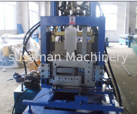 Purlin automático do tamanho C Z da mudança que faz a máquina com perfuração hidráulica do controle automático do PLC